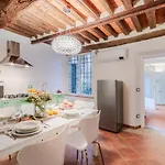 Casa Al Dipinto, Contemporary With *