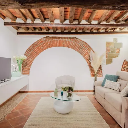 Casa Al Dipinto, Contemporary With Appartamento Lucca
