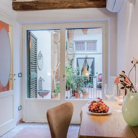 Casa Al Dipinto, Contemporary With Appartamento