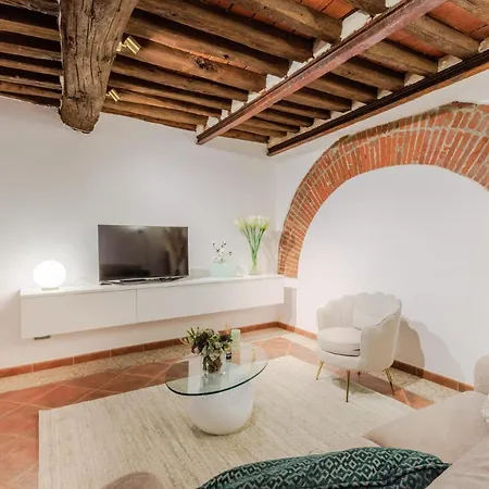 Casa Al Dipinto, Contemporary With