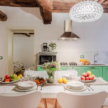 Casa Al Dipinto, Contemporary With Appartamento Lucca